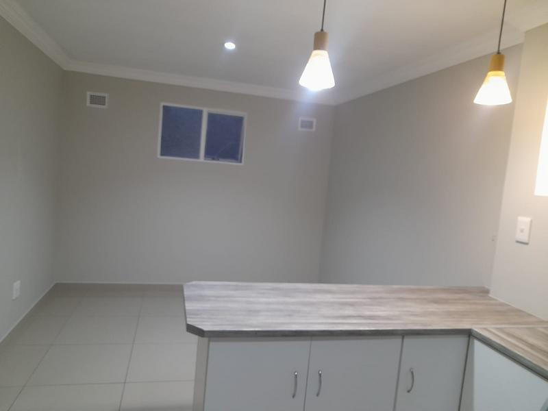 To Let 1 Bedroom Property for Rent in Fields Hill KwaZulu-Natal