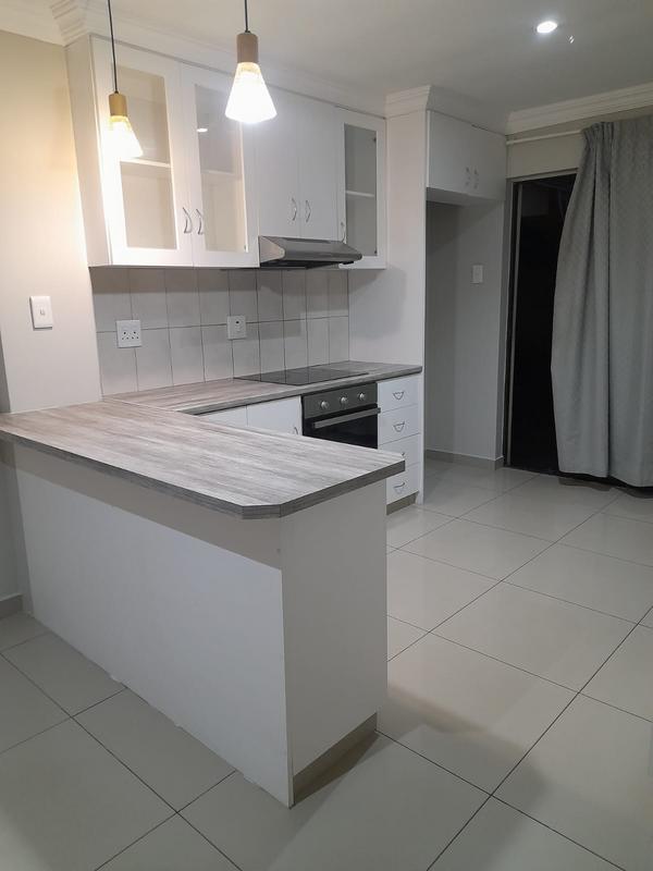 To Let 1 Bedroom Property for Rent in Fields Hill KwaZulu-Natal