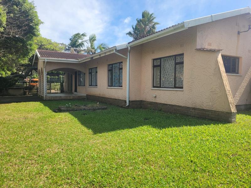 To Let 4 Bedroom Property for Rent in Uvongo Beach KwaZulu-Natal