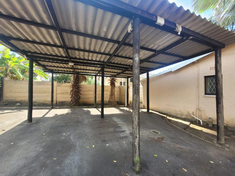 To Let 4 Bedroom Property for Rent in Uvongo Beach KwaZulu-Natal