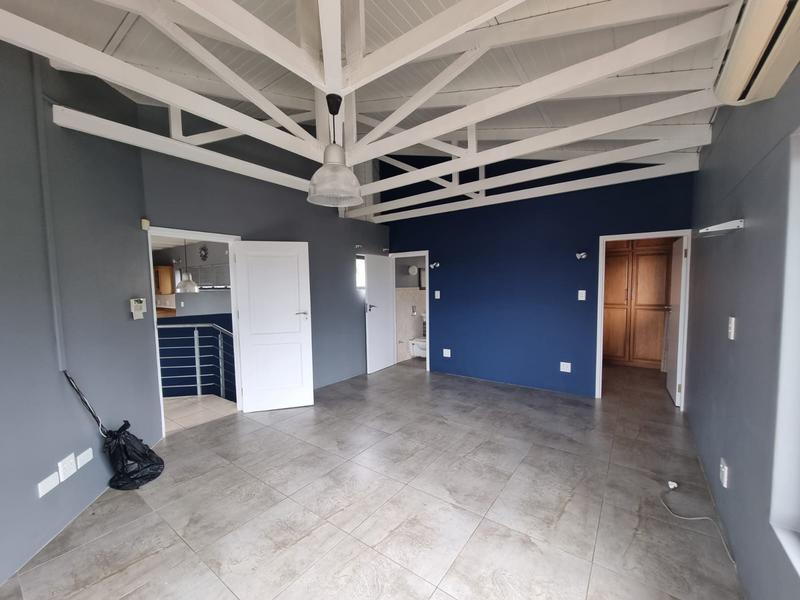 To Let 3 Bedroom Property for Rent in Essenwood KwaZulu-Natal