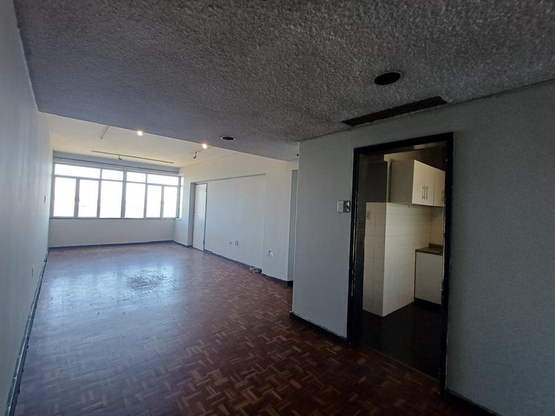 1 Bedroom Property for Sale in Victoria Embankment KwaZulu-Natal