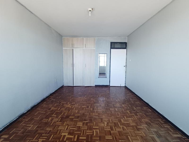 1 Bedroom Property for Sale in Victoria Embankment KwaZulu-Natal