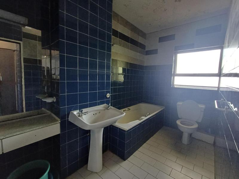 1 Bedroom Property for Sale in Victoria Embankment KwaZulu-Natal