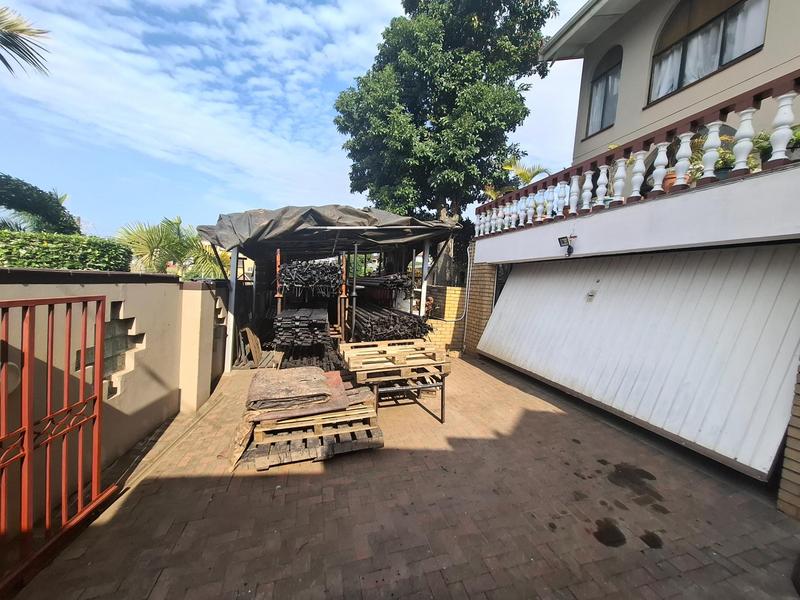 6 Bedroom Property for Sale in Overport KwaZulu-Natal
