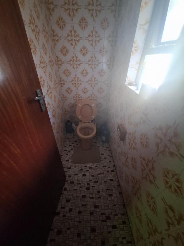 6 Bedroom Property for Sale in Overport KwaZulu-Natal