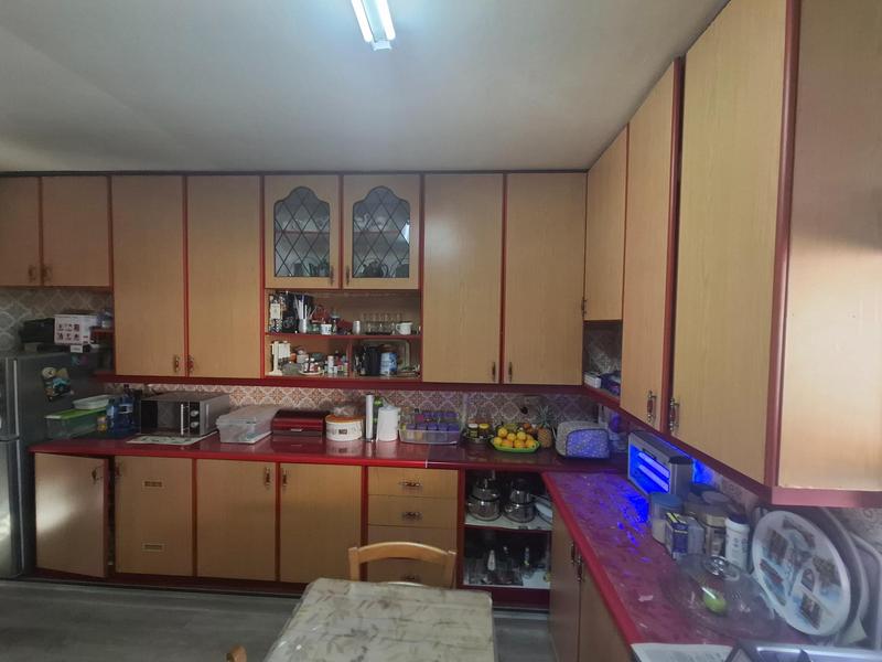 6 Bedroom Property for Sale in Overport KwaZulu-Natal