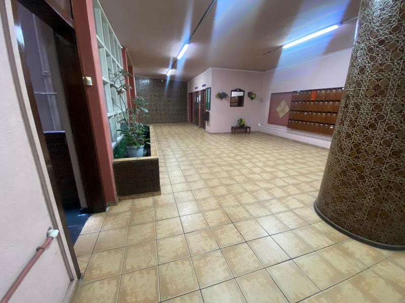 1 Bedroom Property for Sale in Durban Central KwaZulu-Natal