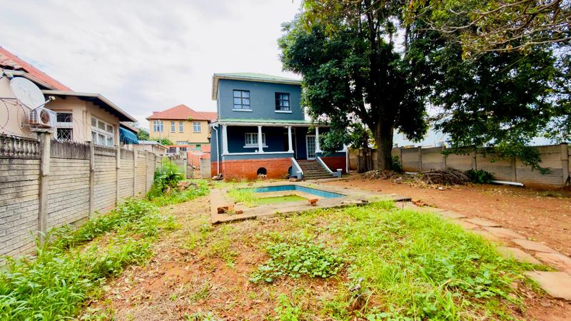 5 Bedroom Property for Sale in Umbilo KwaZulu-Natal