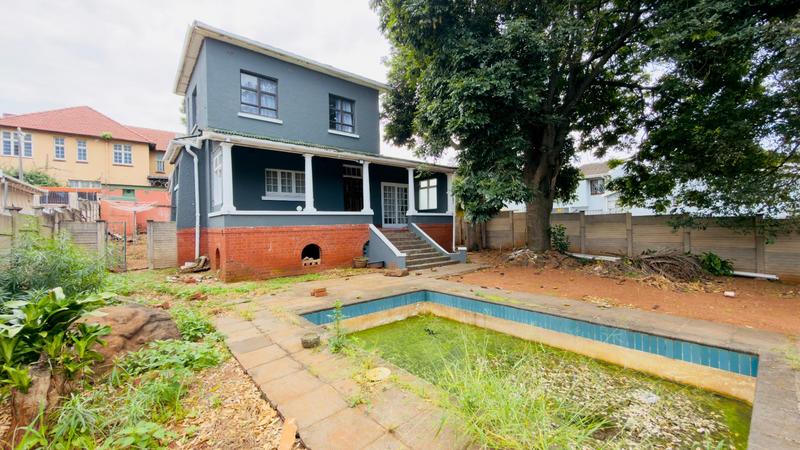 5 Bedroom Property for Sale in Umbilo KwaZulu-Natal