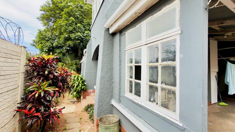 5 Bedroom Property for Sale in Umbilo KwaZulu-Natal