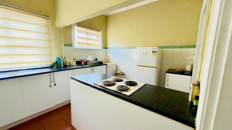 5 Bedroom Property for Sale in Umbilo KwaZulu-Natal