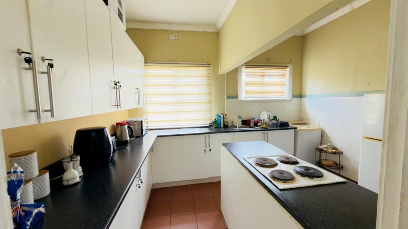 5 Bedroom Property for Sale in Umbilo KwaZulu-Natal