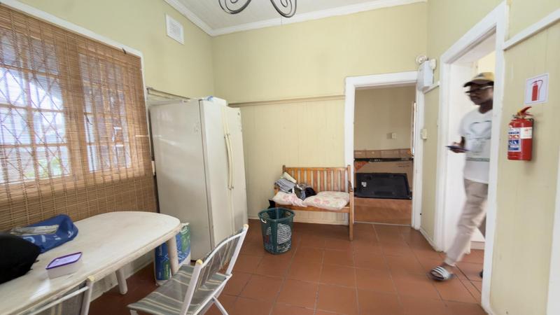 5 Bedroom Property for Sale in Umbilo KwaZulu-Natal