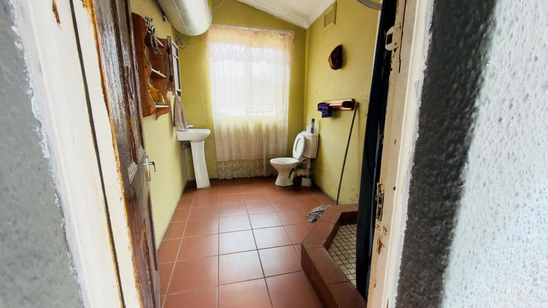 5 Bedroom Property for Sale in Umbilo KwaZulu-Natal