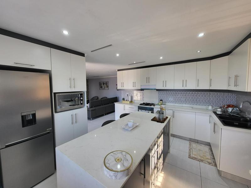 3 Bedroom Property for Sale in Trenance Park KwaZulu-Natal