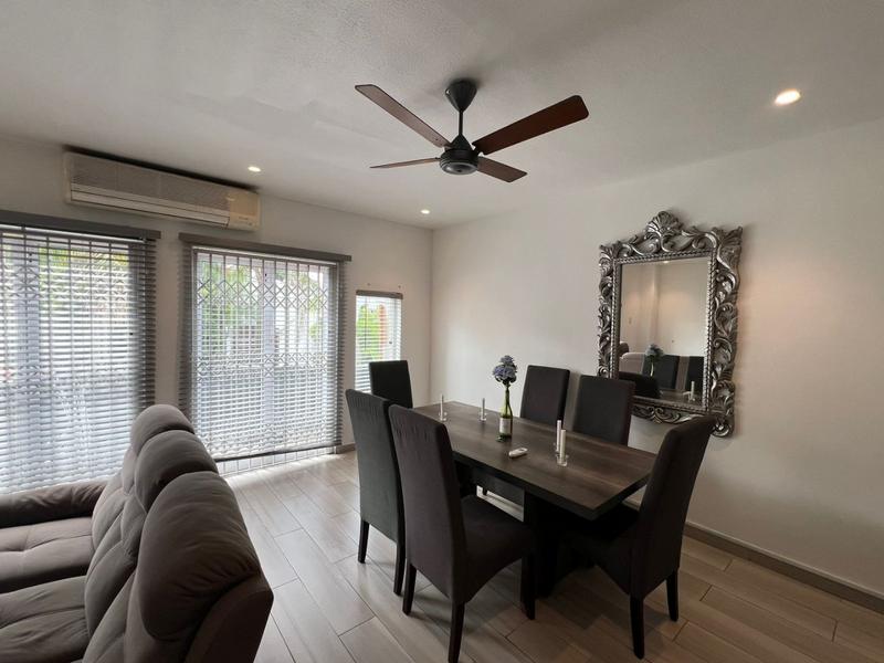 2 Bedroom Property for Sale in Essenwood KwaZulu-Natal