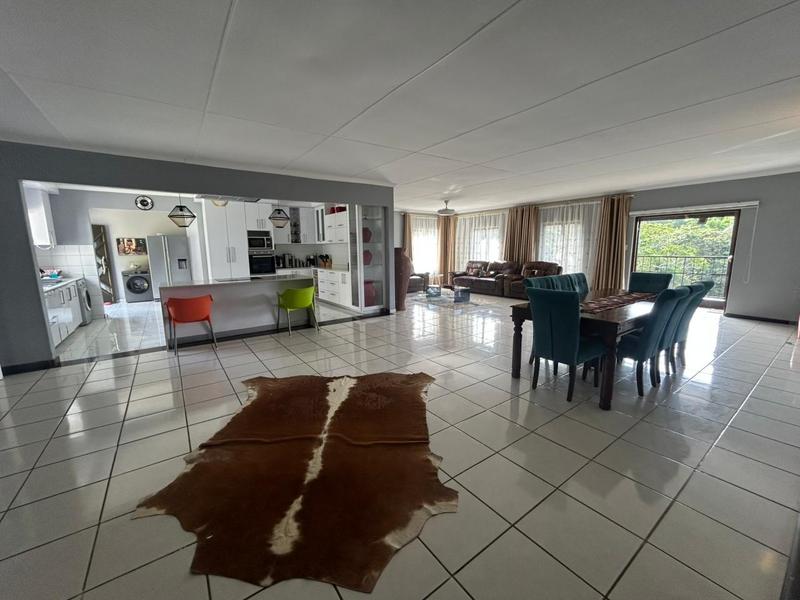 4 Bedroom Property for Sale in Hibberdene KwaZulu-Natal