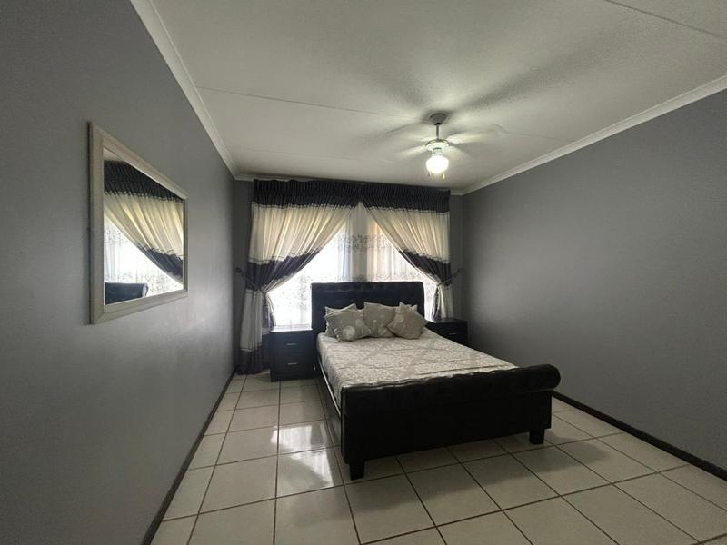 4 Bedroom Property for Sale in Hibberdene KwaZulu-Natal