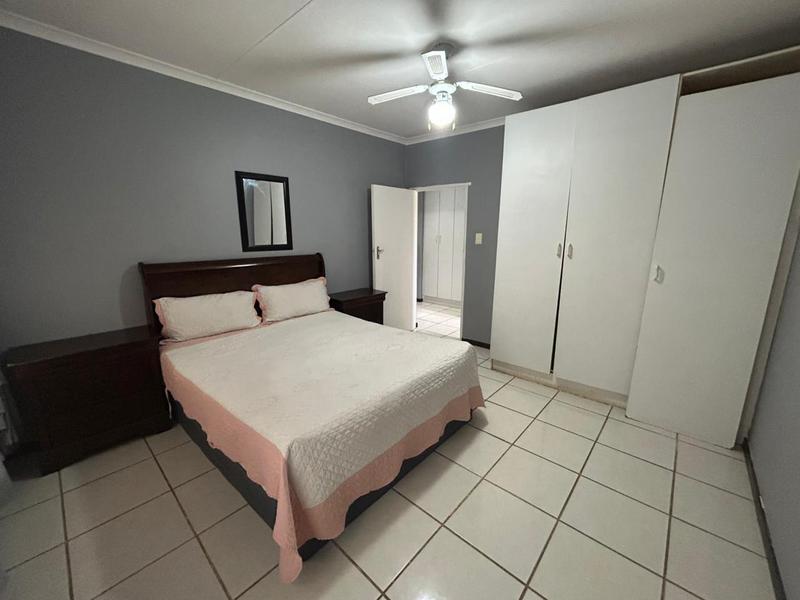 4 Bedroom Property for Sale in Hibberdene KwaZulu-Natal