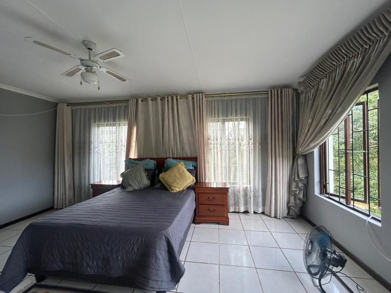 4 Bedroom Property for Sale in Hibberdene KwaZulu-Natal