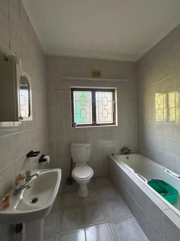 4 Bedroom Property for Sale in Palm Beach KwaZulu-Natal