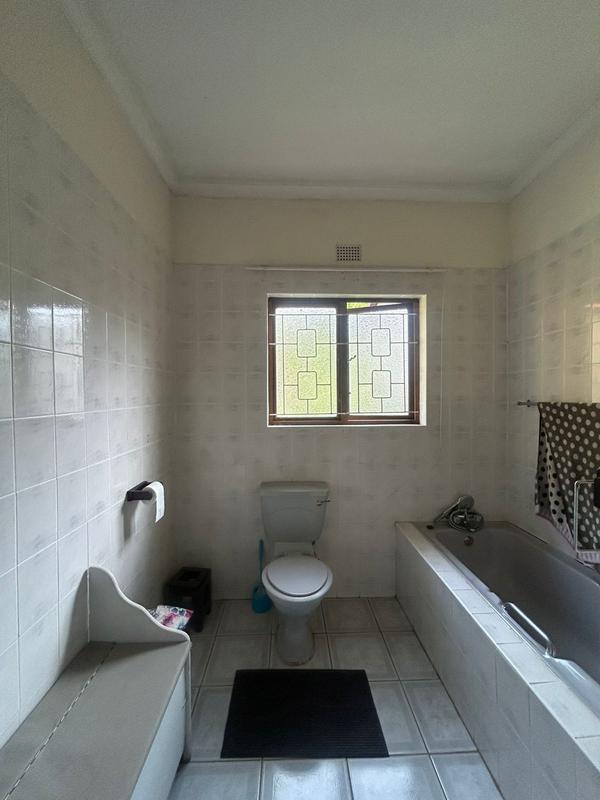 4 Bedroom Property for Sale in Palm Beach KwaZulu-Natal