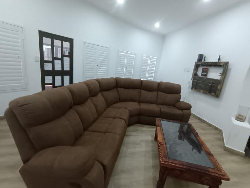 5 Bedroom Property for Sale in Glenmore Beach KwaZulu-Natal