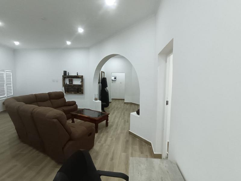 5 Bedroom Property for Sale in Glenmore Beach KwaZulu-Natal