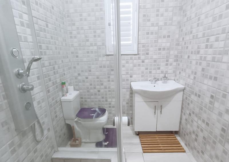 5 Bedroom Property for Sale in Glenmore Beach KwaZulu-Natal
