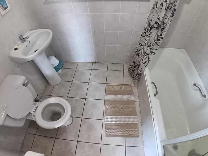 2 Bedroom Property for Sale in Margate KwaZulu-Natal