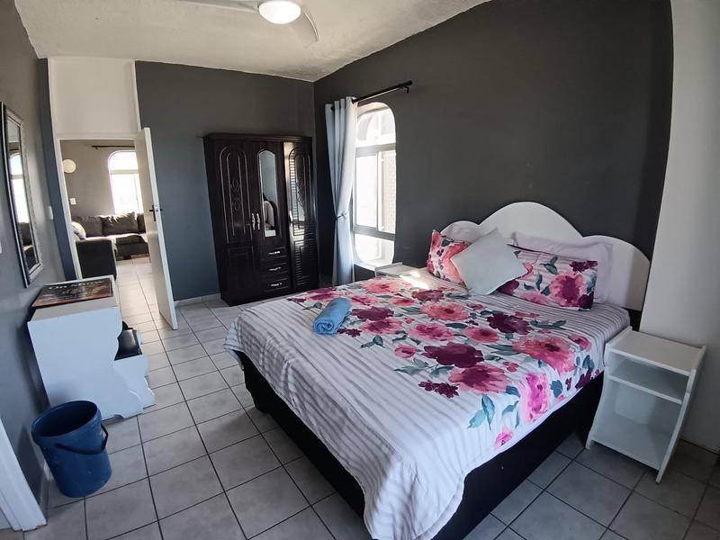 2 Bedroom Property for Sale in Margate KwaZulu-Natal