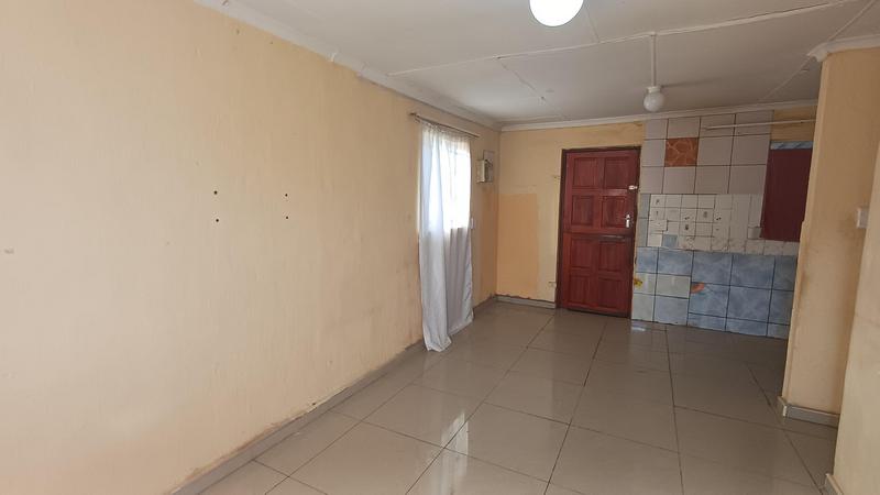 3 Bedroom Property for Sale in Acaciaville KwaZulu-Natal