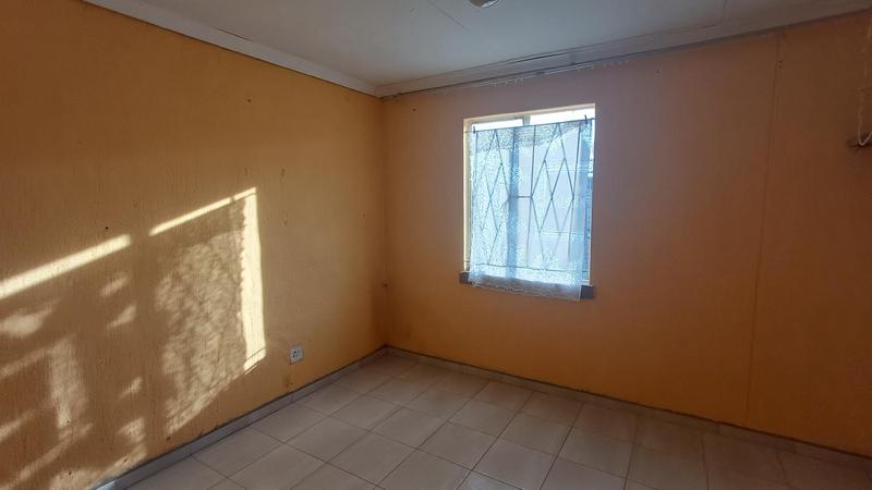 3 Bedroom Property for Sale in Acaciaville KwaZulu-Natal