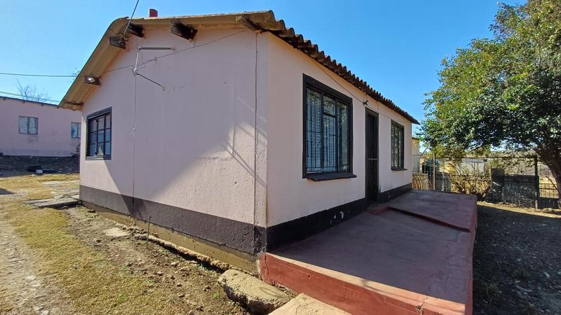 2 Bedroom Property for Sale in Ezakheni KwaZulu-Natal