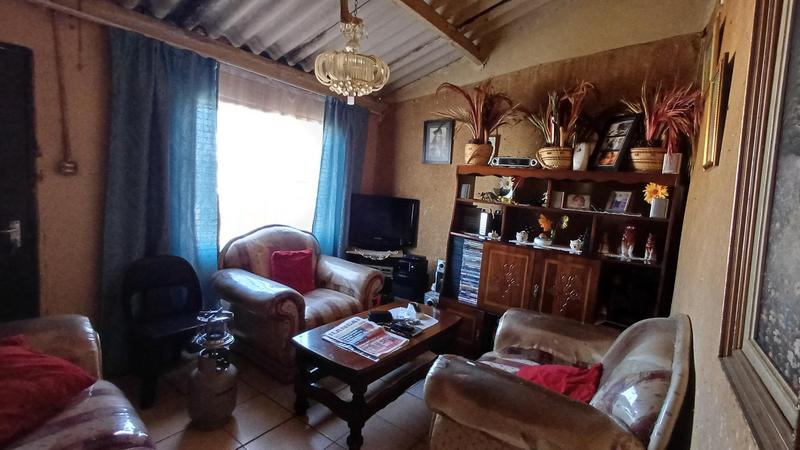 2 Bedroom Property for Sale in Ezakheni KwaZulu-Natal