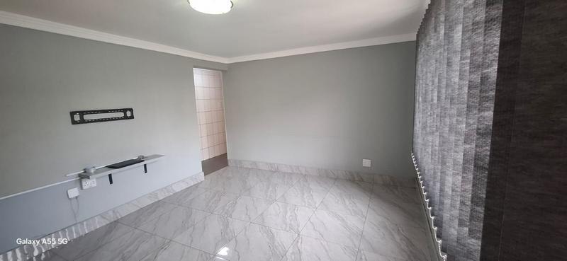 2 Bedroom Property for Sale in Clayfield KwaZulu-Natal