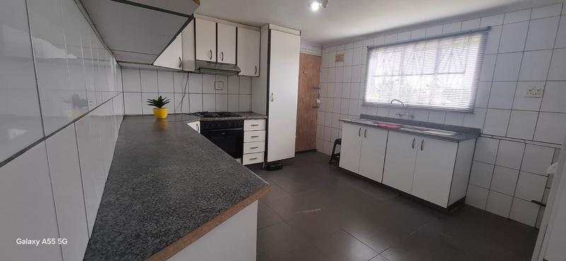 2 Bedroom Property for Sale in Clayfield KwaZulu-Natal