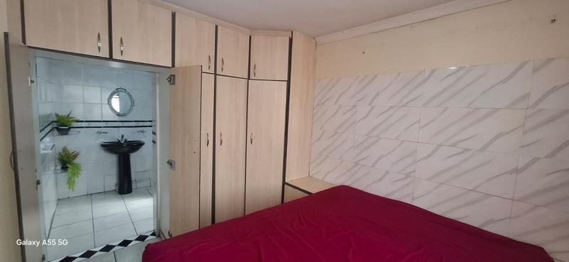 2 Bedroom Property for Sale in Clayfield KwaZulu-Natal