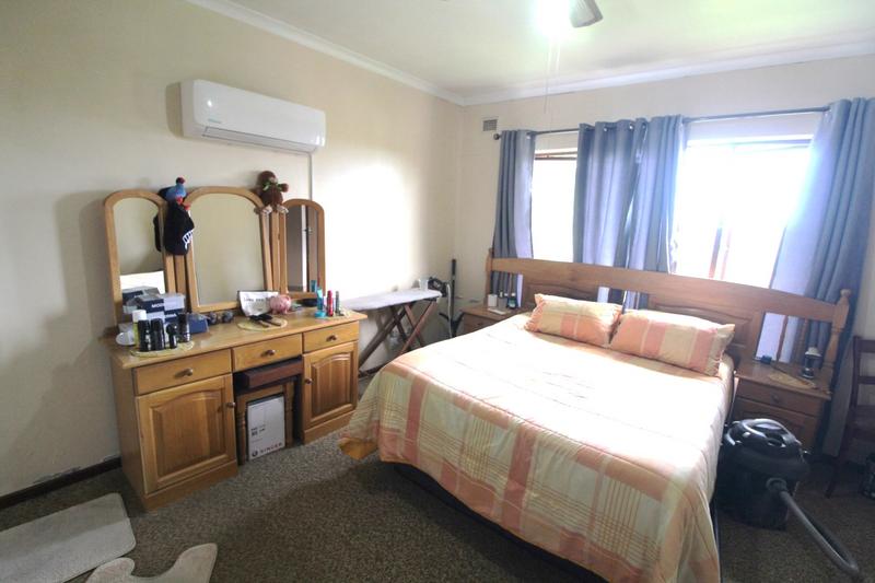 3 Bedroom Property for Sale in Bellair KwaZulu-Natal