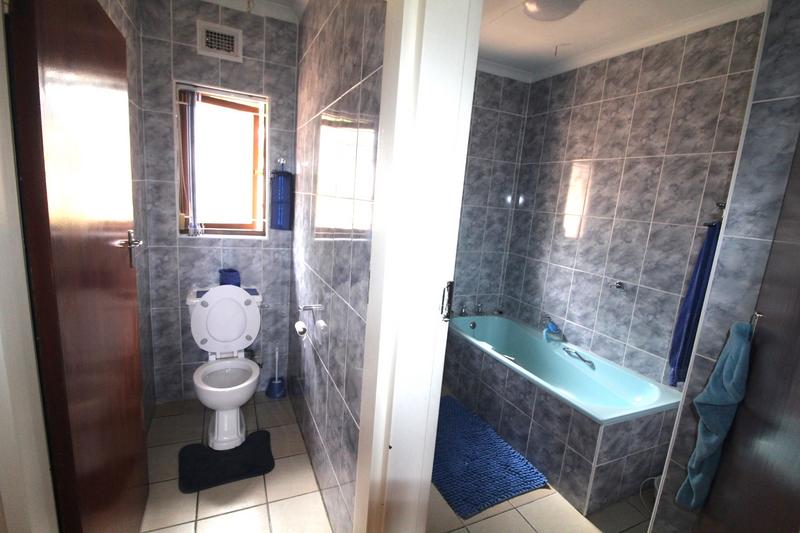3 Bedroom Property for Sale in Bellair KwaZulu-Natal
