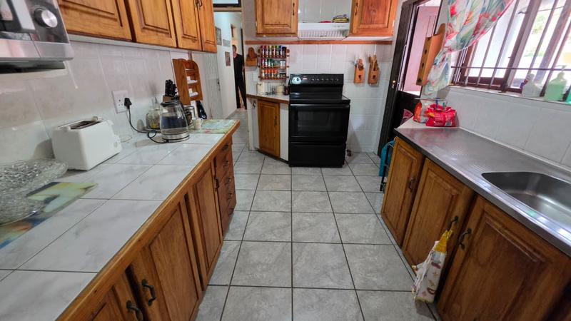 4 Bedroom Property for Sale in Mount Vernon KwaZulu-Natal