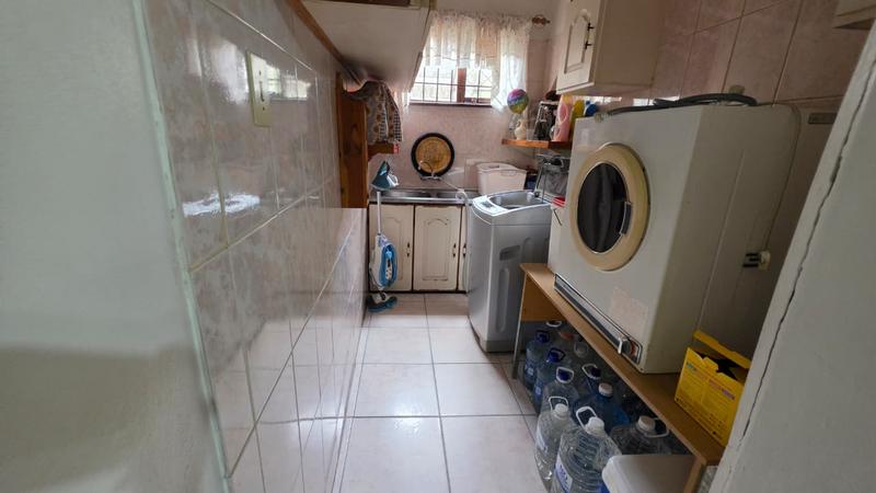4 Bedroom Property for Sale in Mount Vernon KwaZulu-Natal