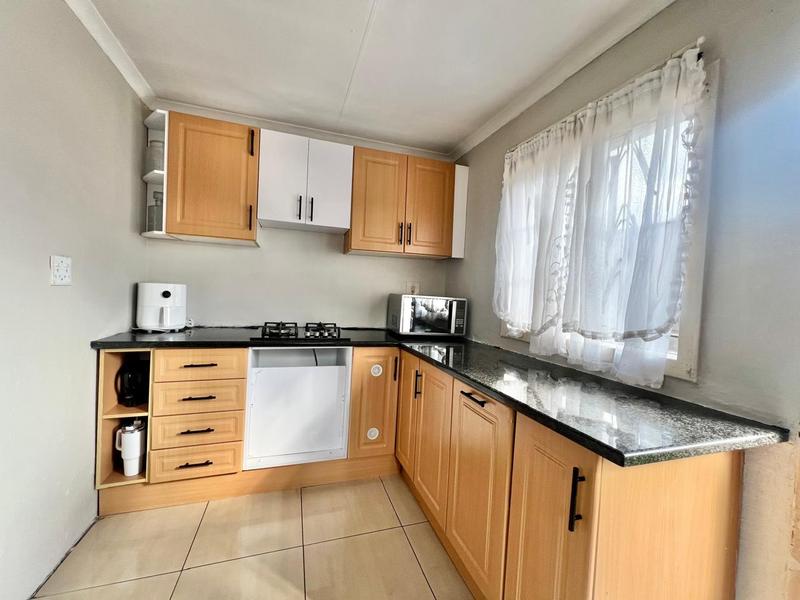 2 Bedroom Property for Sale in Glenwood KwaZulu-Natal