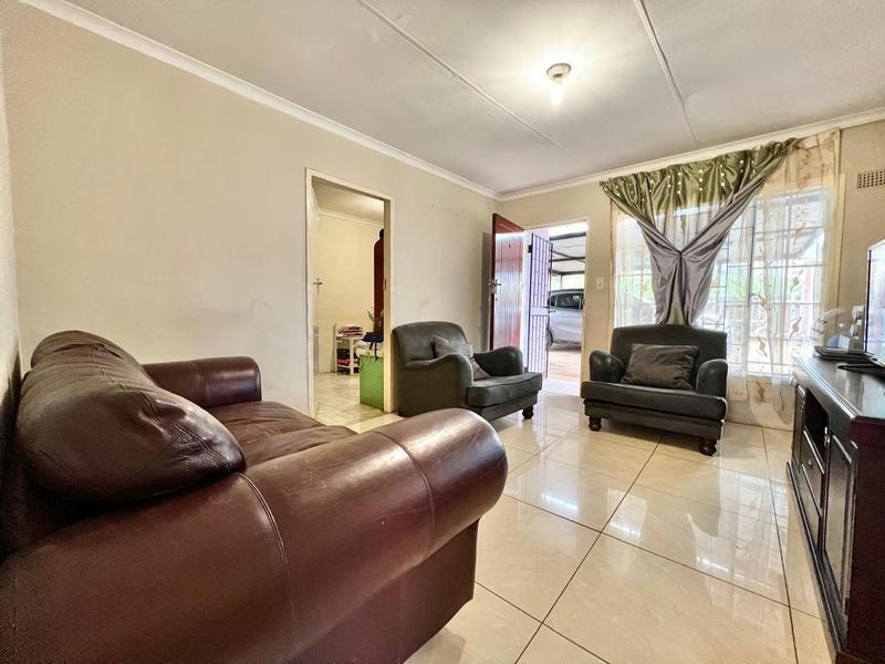 2 Bedroom Property for Sale in Glenwood KwaZulu-Natal