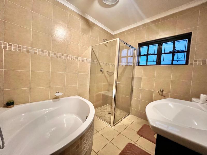 3 Bedroom Property for Sale in Orient Heights KwaZulu-Natal