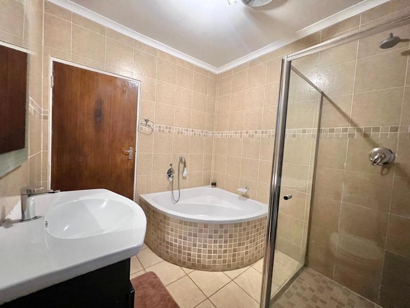 3 Bedroom Property for Sale in Orient Heights KwaZulu-Natal