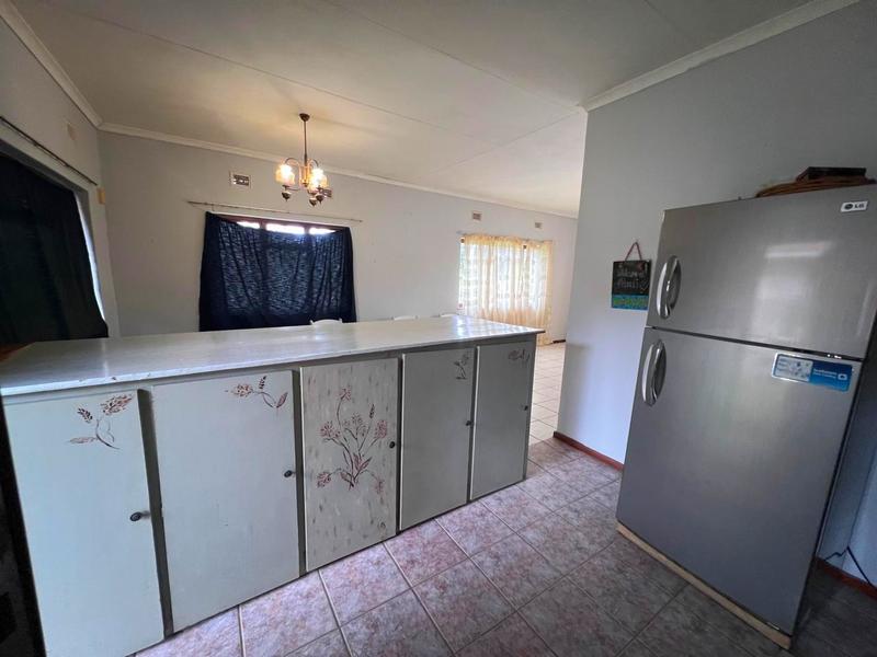 To Let 3 Bedroom Property for Rent in Margate KwaZulu-Natal