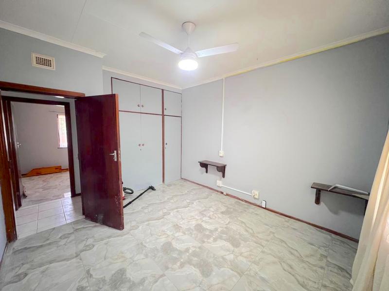 To Let 3 Bedroom Property for Rent in Margate KwaZulu-Natal