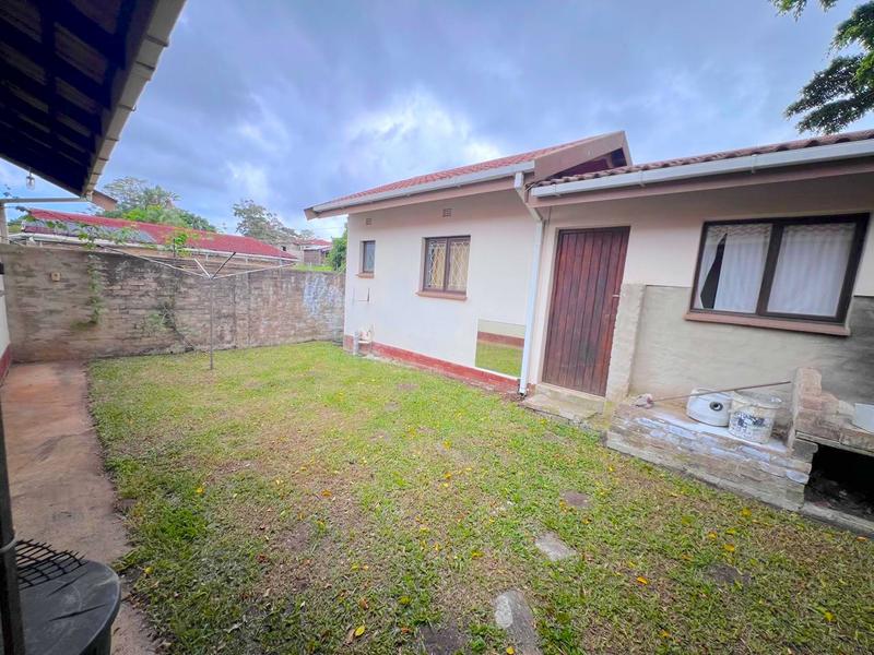 To Let 3 Bedroom Property for Rent in Margate KwaZulu-Natal